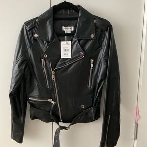 Noize cropped vegan leather jacket NWT